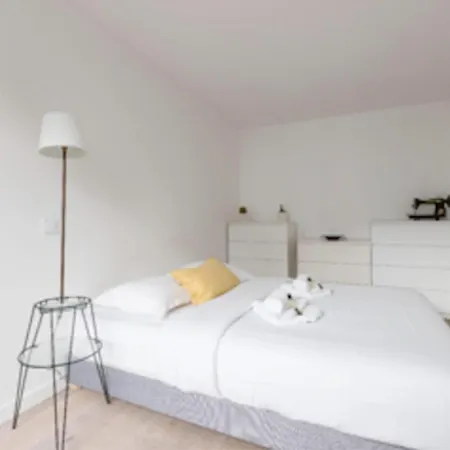 Calm Duplex Between Bastille And Le Marais Apartment *